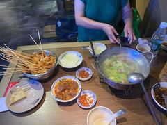 -肖四女乐山跷脚牛肉(南汇大学城生活广场店)