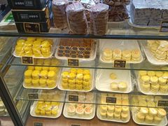 面包甜点陈列柜-稻香村(朝阳大悦城店)