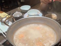 -捞王锅物料理(上海世茂广场店)