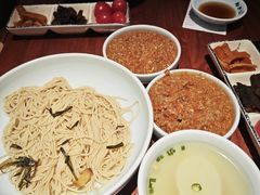 -裕兴记•蟹黄面馆(人民广场店)