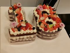 -花花卷卷·鲜食蛋糕(静安久光百货店)