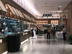 -泓历皇朝酒店(东亭店)