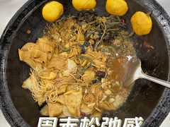 -屯老二农家铁锅炖·行业领军者(梅江店)