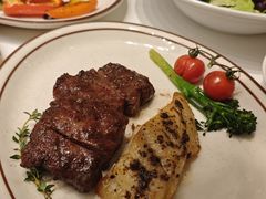 -马克西姆俄罗斯餐厅(通亚街店)