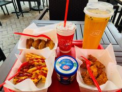 -DQ·蛋糕·冰淇淋(大宁国际商业广场店)
