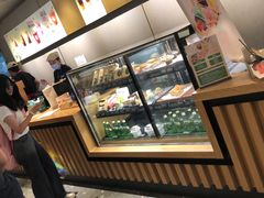 -星巴克(北京西站5号候车室)