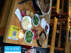 -李记称盘牛杂串串(广厦店)