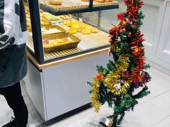 面包甜点陈列柜-面包新语(滨湖万达店)