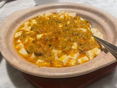 手工蟹粉豆腐-荣兴酒家(徐家汇店)