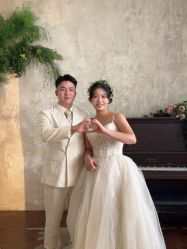 -雪中彩影婚纱摄影·微光艺术中心