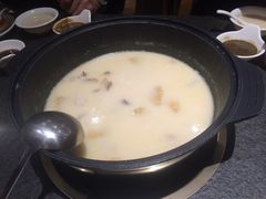 -煲宫猪肚鸡(昆山金鹰国际购物中心店)
