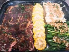 -河畔春天时尚餐厅