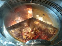 -渝悦花田·大骨火锅(尚贤居店)