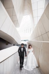 -雪中彩影婚纱摄影·微光艺术中心