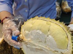 -领鲜活海鲜榴莲自助火锅(东门店)