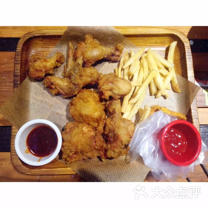 快乐小鸡韩式炸鸡(学府凯德店)炸鸡图片 - 第1张