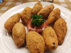 马介休薯蓉球-船屋葡国餐厅