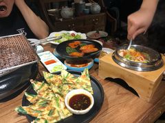 -明洞阿姨·韩式酱蟹烤肉·创意料理(三元桥店)