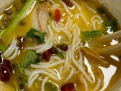 椒麻鸡肉粉-卷翻天·卷饼(欧亚商都店)