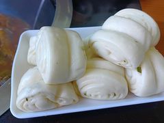 花卷-东北烧烤铁锅炖水库鱼