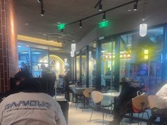 -达美乐比萨(南京路店)