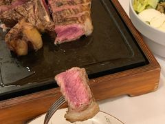 -奥斯特牛排馆(美第奇宫店)