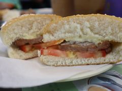 猪扒包-兰芳园(上环店)