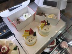 -花花卷卷·鲜食蛋糕(静安久光百货店)