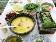 -沿途四季·云南菜·诗酒茶(蓝色港湾店)