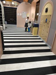 -奈尔宝·儿童乐园·亲子餐厅(鄞州万达店)