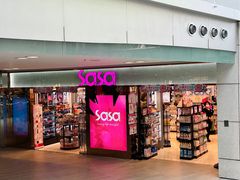 -东荟城名店仓