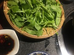-大匠工房古船木艺术餐厅·猪肚鸡专门店(长白仙岛店)