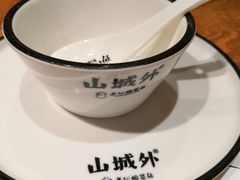 餐具摆设-山城外·非遗酸菜鱼(财富中心店)