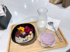 鲜奶烧仙草-MINIPOPO鲜奶·甜品(宽厚里店)