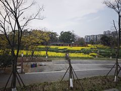 -茅草房·河畔园林火锅