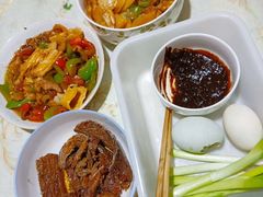-东来菜馆•手抓海鲜家常菜•海鲜锅贴(鸽子窝店)
