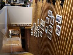 -新华里咖啡书吧(新华书店小寨店)