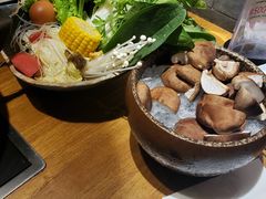 -呷哺呷哺 黄金牧场 (新中关购物中心店)