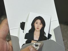 -花儿照相馆·最美证件照(红旗街万达店)