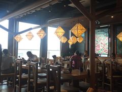 大堂-云海肴·汽锅鸡·云南菜(天山百盛优客店)