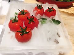 番茄脆菇沙拉-小大董·烤鸭(凤凰汇店)