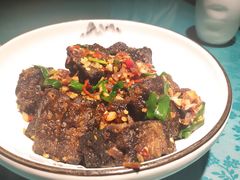长沙臭豆腐-呷湘厨·鱼汤捞饭·剁椒鱼头·辣椒炒肉(国家会展中心店)