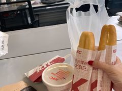 -肯德基(东安路站店)
