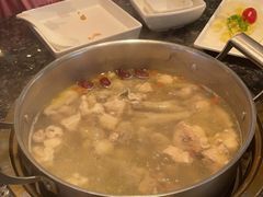 -一席地·本地鸡窝·杭帮鸡火锅(萧山银隆百货店)