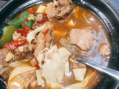 黄焖鸡米饭-顶香阁桂林米粉·柳州螺蛳粉(上地店)