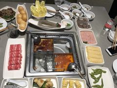 -海底捞火锅鲜切牛肉主题店(长寿路店)