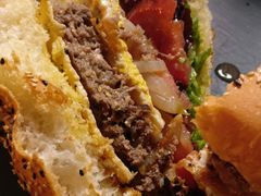 -HIGH FIVE哈福手工汉堡(桂林路店)