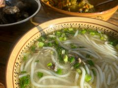-正宗李家土鸡米线店