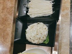 -七欣天香辣蟹火锅(上海银亿滨江店)