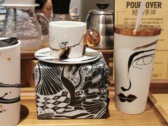 -星巴克臻选(北京银泰店)